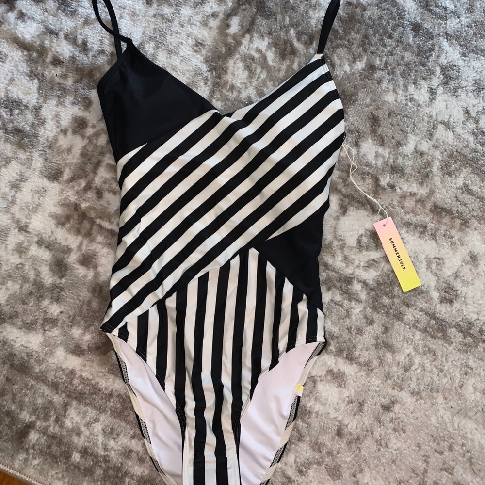 Summersalt NWT one piece bathing suit